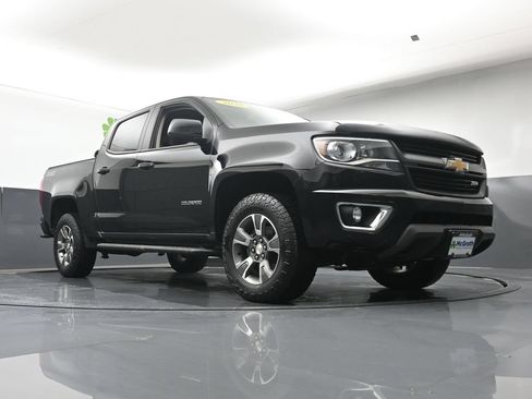 Used 2020 Chevrolet Colorado Z71 AWD/4WD image 25
