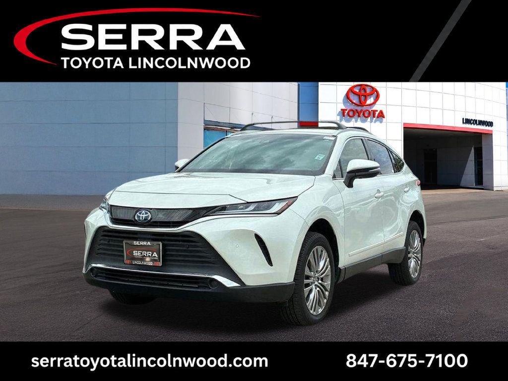 Used 2022 Toyota Venza XLE AWD/4WD image 1