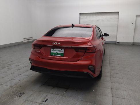 Used 2023 Kia Forte LXS w/ LXS Technology Package FWD image 7