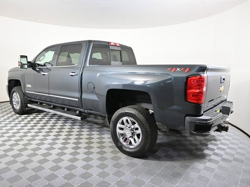 Used 2019 Chevrolet Silverado 3500 High Country w/ Duramax Plus Package image 6