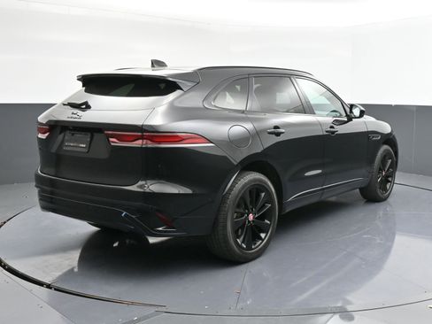 Used 2022 Jaguar F-PACE S image 8