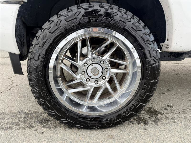Used 2017 Ford F250 Platinum w/ Platinum Ultimate Package AWD/4WD image 9