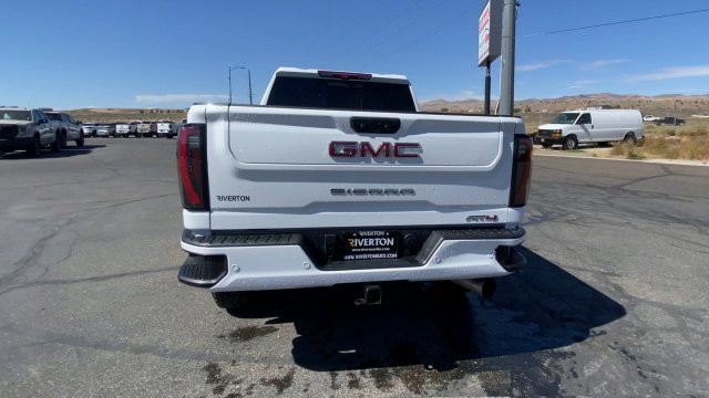 Certified 2025 GMC Sierra 3500 AT4 w/ AT4 Premium Plus Package AWD/4WD image 7