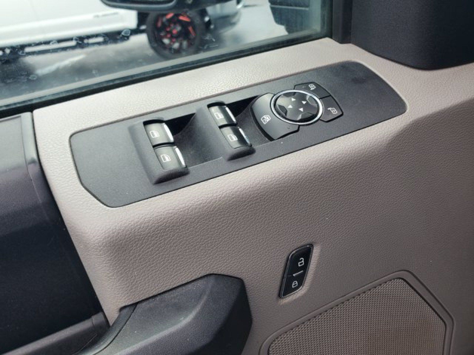 Used 2019 Ford F450 XL w/ STX Appearance Package AWD/4WD image 12