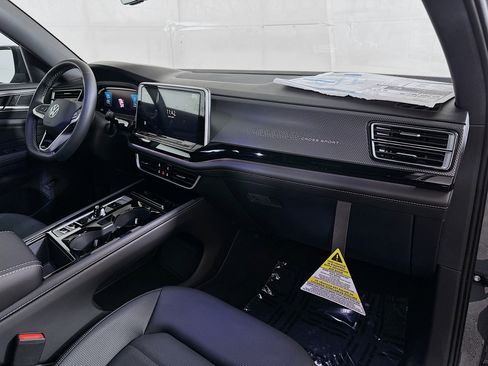 New 2026 Volkswagen Atlas Cross Sport SEL image 29