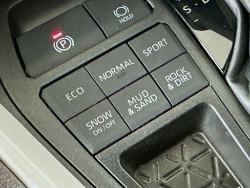 Used 2025 Toyota RAV4 LE image 24