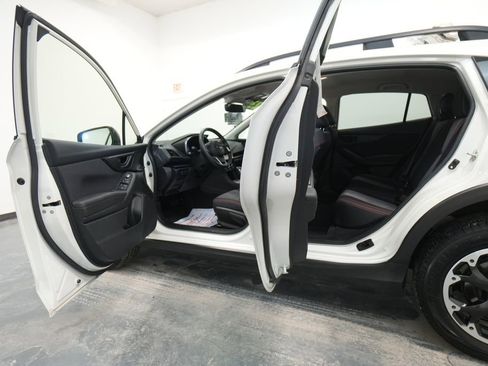 Used 2023 Subaru Crosstrek 2.0i Premium image 19