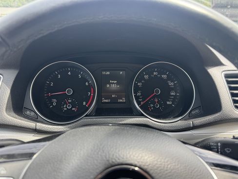 Used 2019 Volkswagen Passat 2.0T Wolfsburg w/ Wheels & Sunroof Package FWD image 7
