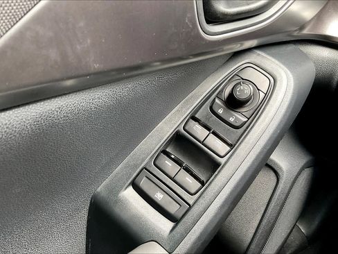 Used 2025 Subaru Impreza 2.0i AWD/4WD image 34