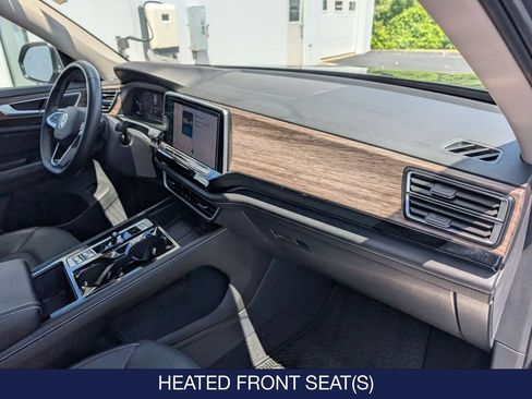 Used 2024 Volkswagen Atlas SEL AWD/4WD image 35