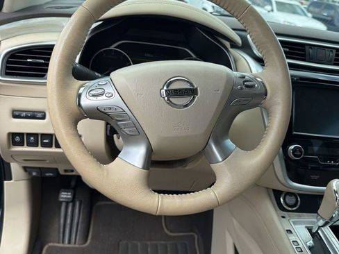 Used 2018 Nissan Murano Platinum FWD image 10
