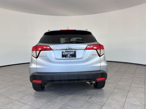 Used 2019 Honda HR-V EX image 10