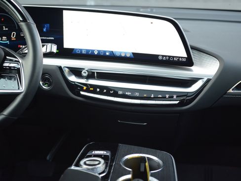 Used 2025 Cadillac Lyriq Sport w/ LPO, Floor Liner Package image 19