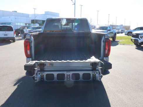 New 2026 GMC Sierra 1500 SLT w/ SLT Premium Plus Package image 16
