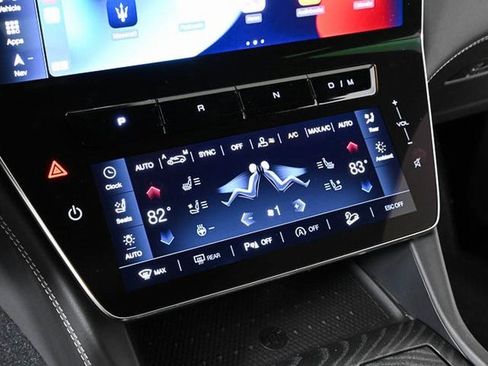 Used 2025 Maserati Grecale Modena image 19