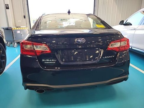 Used 2018 Subaru Legacy 2.5i Premium w/ Eyesight & BSD & Rcta & HBA AWD/4WD image 4