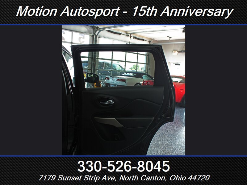 Used 2017 Jeep Cherokee High Altitude AWD/4WD image 31