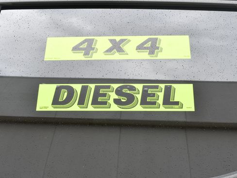 Used 2023 Chevrolet Silverado 1500 LT Trail Boss w/ LT Trail Boss Premium Package image 4