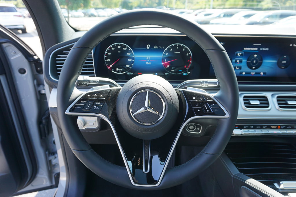Certified 2025 Mercedes-Benz GLE 450 4MATIC image 15