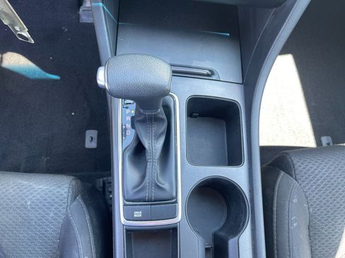 Used 2017 Kia Optima LX FWD image 21