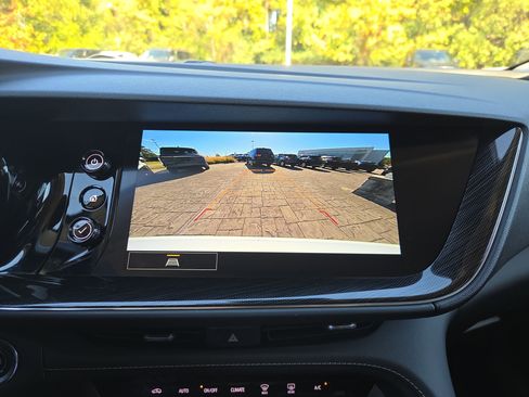 Used 2023 Buick Envision Preferred image 15