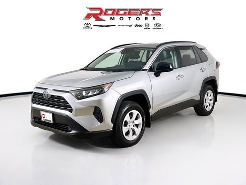 Certified 2019 Toyota RAV4 LE w/ All Weather Liner Package AWD/4WD image 8