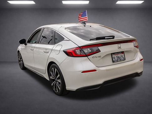 Used 2024 Honda Civic EX-L image 5