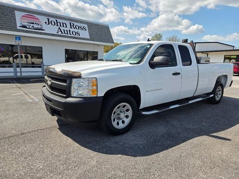 Used 2009 Chevrolet Silverado 1500 W/T image 2