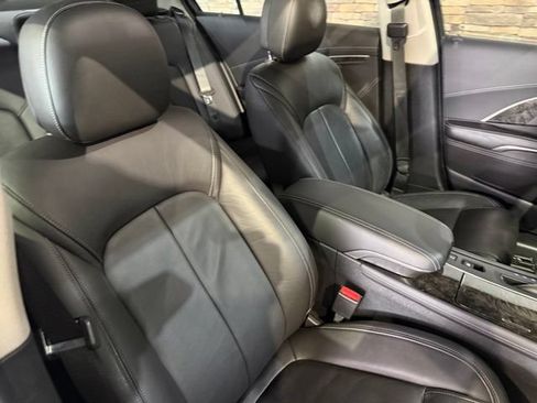 Used 2014 Buick LaCrosse Leather FWD image 4