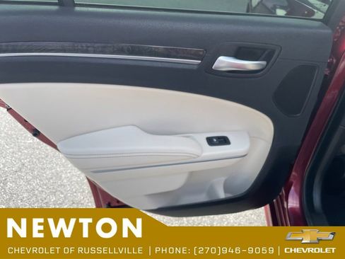 Used 2023 Chrysler 300 Touring L w/ Popular Equipment Group RWD image 36