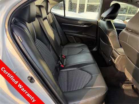 Used 2022 Toyota Camry SE image 12