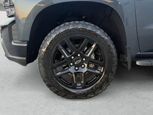Used 2022 Chevrolet Silverado 1500 LT Trail Boss w/ LT Trail Boss Premium Package image 23