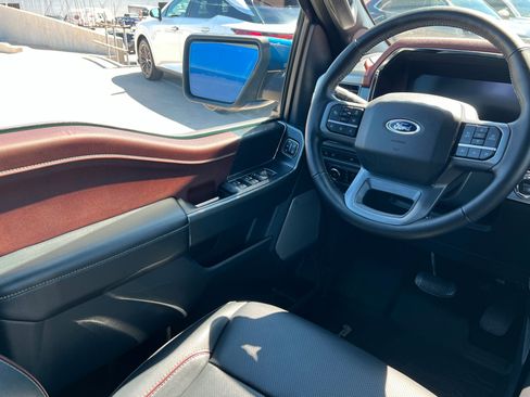 Used 2023 Ford F150 Lariat AWD/4WD image 12