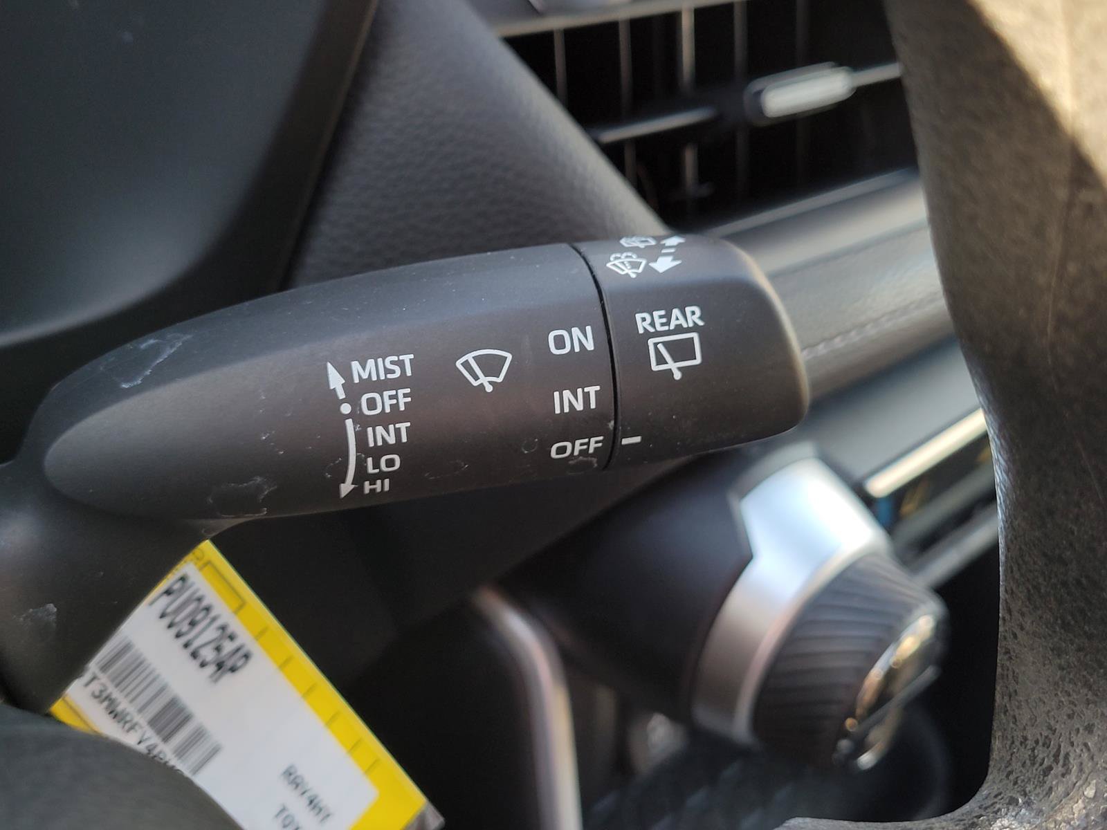 Used 2023 Toyota RAV4 LE AWD/4WD image 30