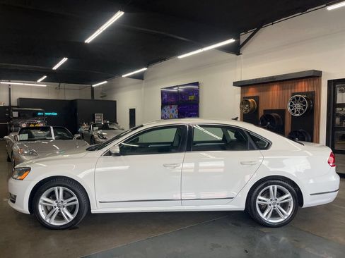 Used 2014 Volkswagen Passat TDI SE FWD image 3