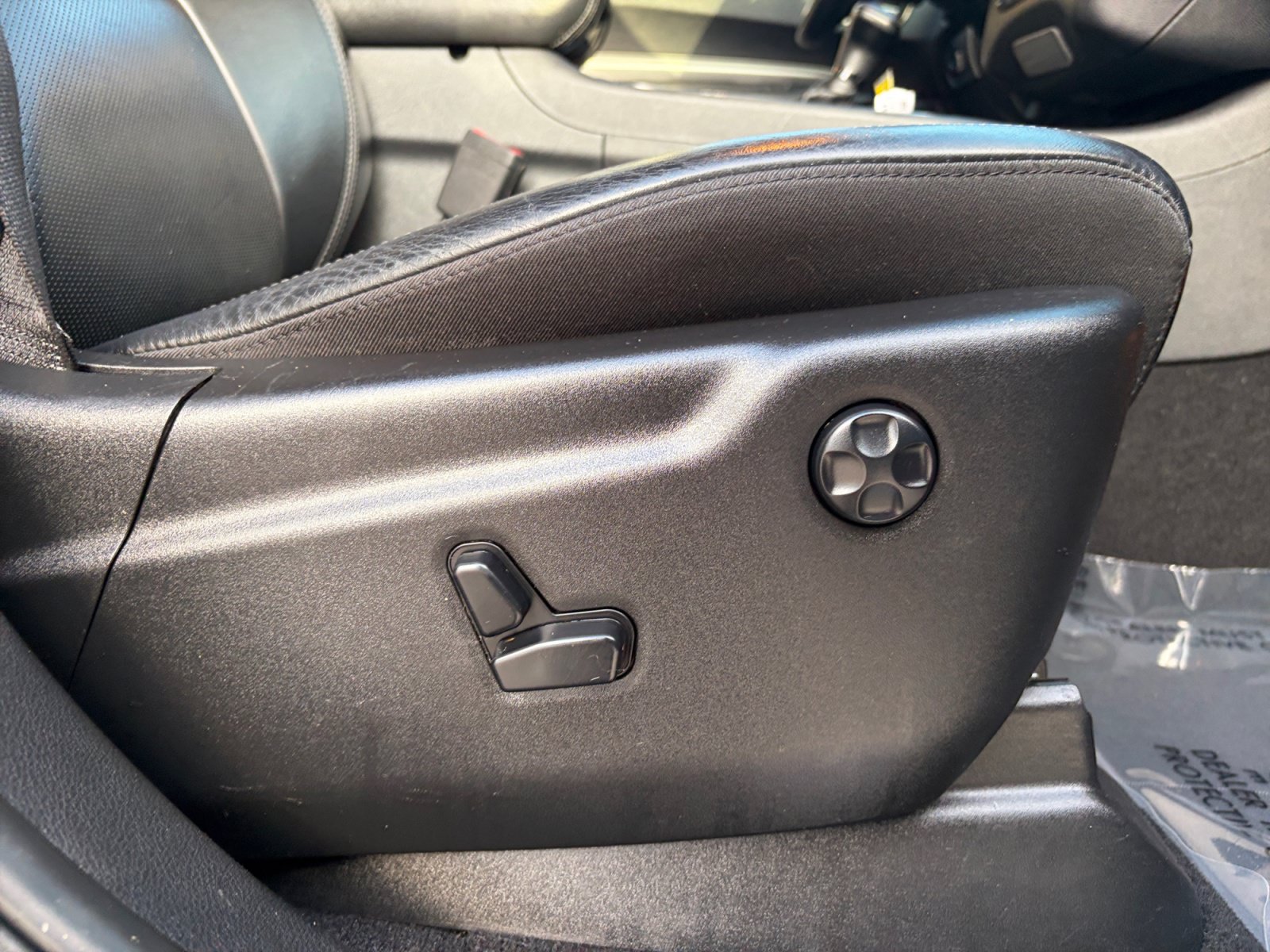 Used 2019 Dodge Durango R/T w/ Blacktop Package AWD/4WD image 32