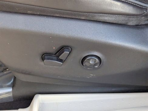 Used 2018 Chrysler Pacifica Limited w/ Advanced Safetytec Group image 21