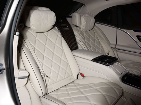 Used 2024 Mercedes-Benz Maybach S 580 Maybach S 580 4MATIC image 53