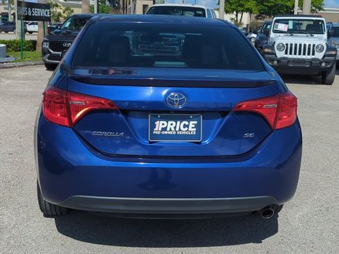 Used 2018 Toyota Corolla SE FWD image 7
