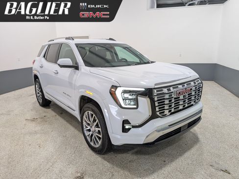Used 2026 GMC Terrain Denali AWD/4WD image 1