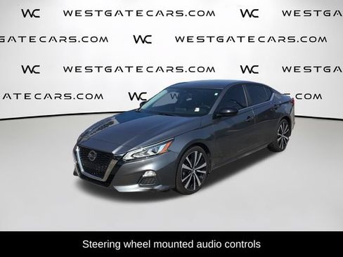 Used 2020 Nissan Altima 2.5 SR FWD image 4