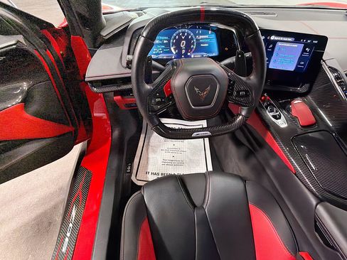 Used 2024 Chevrolet Corvette Z06 w/ Z07 Performance Package RWD image 16