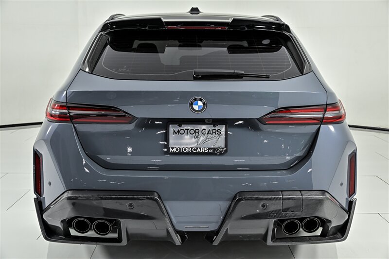 Used 2026 BMW M5 Touring AWD/4WD image 17