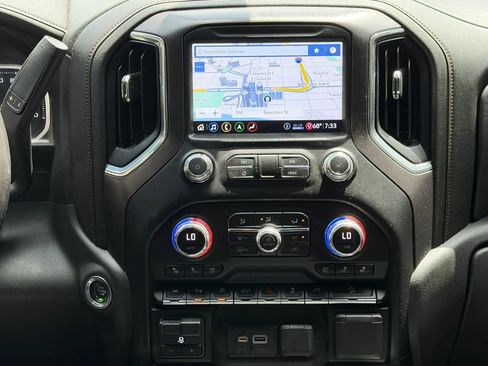 Used 2020 GMC Sierra 1500 AT4 w/ AT4 Premium Package AWD/4WD image 15
