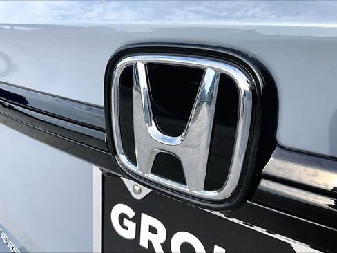 New 2026 Honda Odyssey Touring image 15