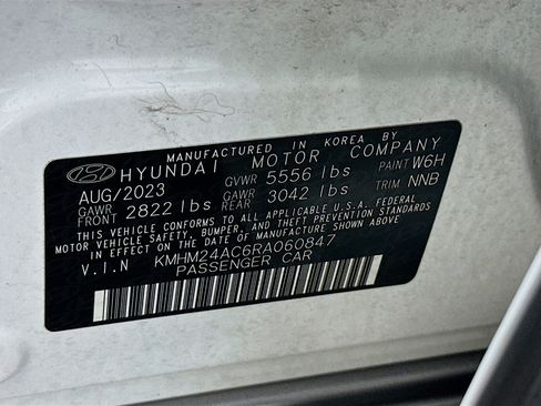 Used 2024 Hyundai Ioniq 6 SE AWD/4WD image 12
