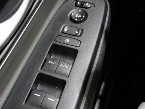 Used 2020 Honda CR-V EX-L image 14