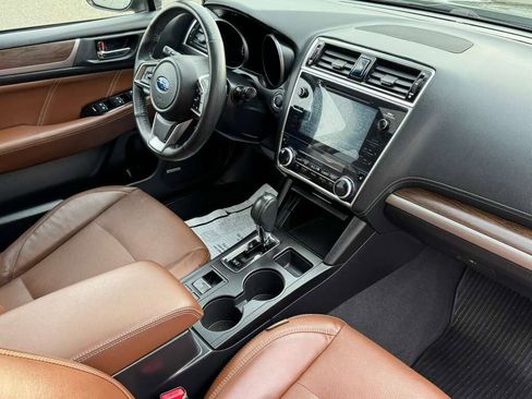 Used 2018 Subaru Outback 2.5i Touring w/ Popular Package #3 image 16