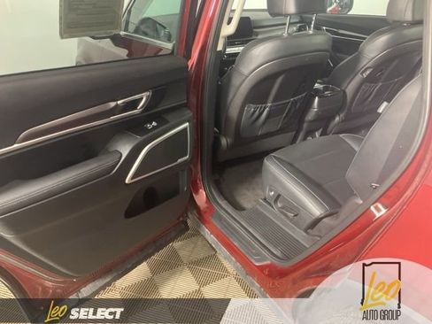 Used 2023 Kia Telluride S AWD/4WD image 19