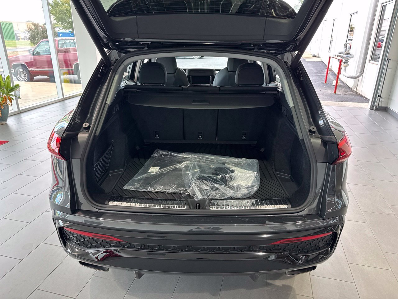 New 2026 Audi Q5 Premium Plus AWD/4WD image 9